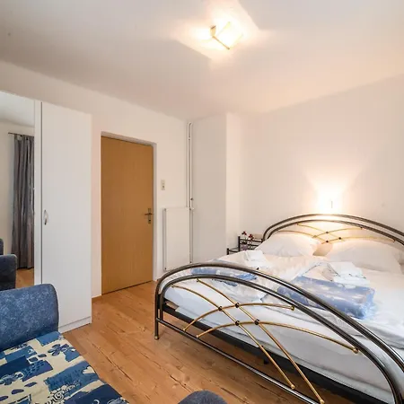 In Kirchberg Near Lift דירה *