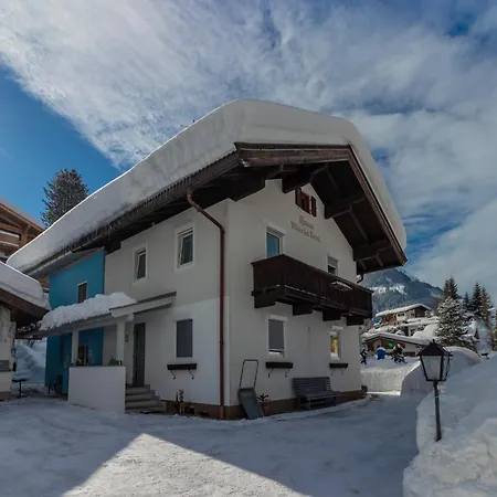 In Kirchberg Near Lift Appartement