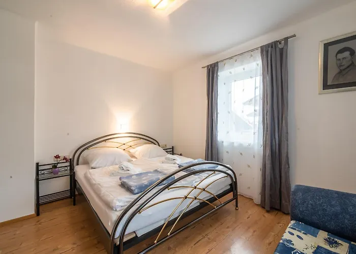 شقة In Kirchberg Near Lift