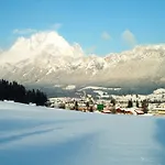 شقة In Kirchberg Near Lift