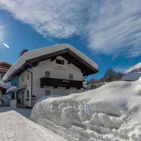 In Tirol With Private Garden Kirchberg in Tirol